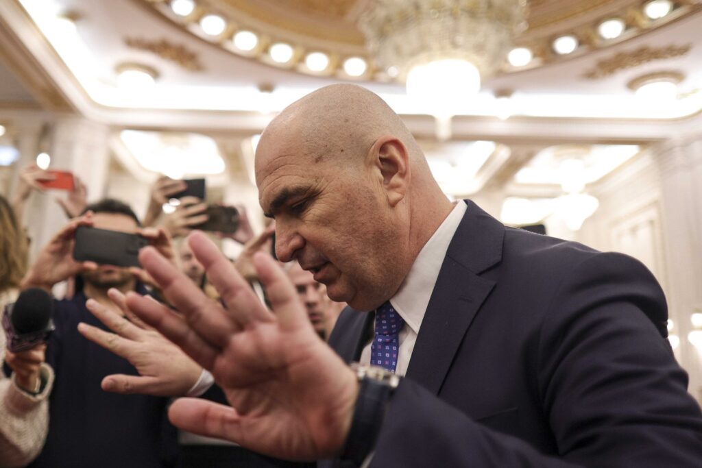 Mario Nawfal: Dragă „președinte“ Bolojan, dragă CCR, dragă UE. Lumea se uită! România nu va cădea în autoritarism