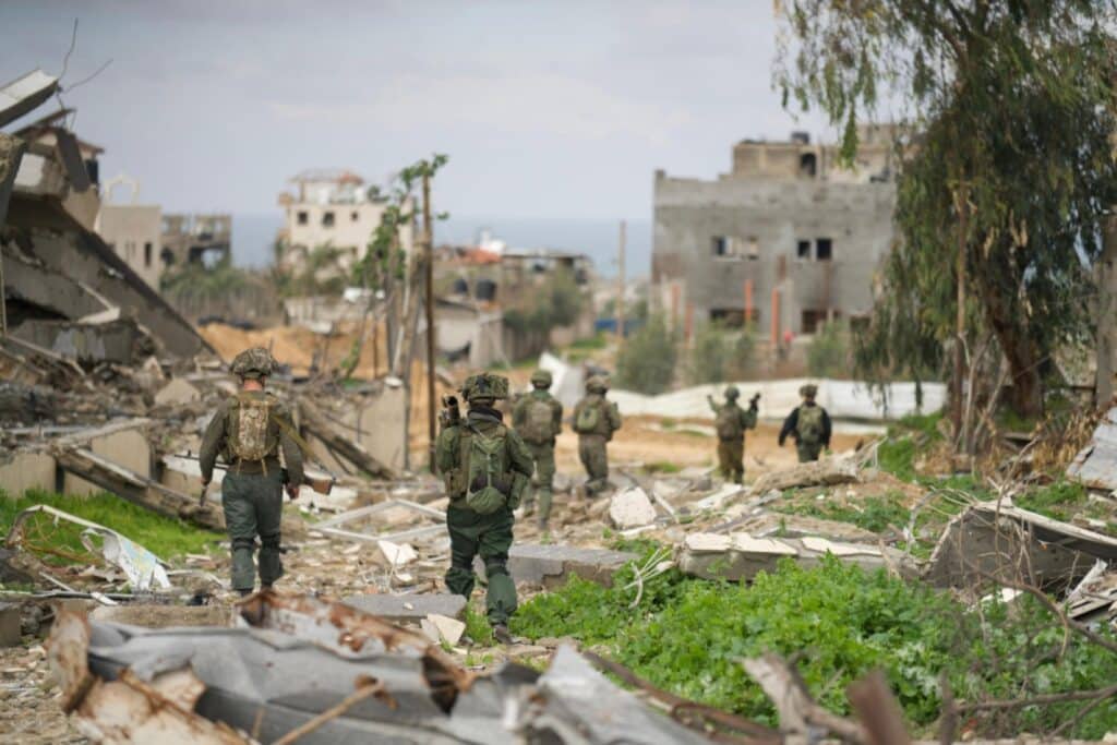 Hamas a eliberat 6 ostatici. Unul din ei e cetățean român și a fost răpit dramatic în timpul cumplitelor masacre asupra Israelului