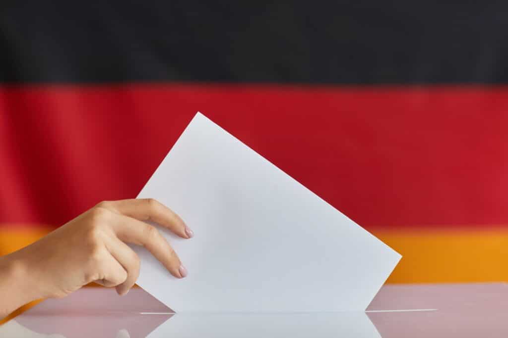 Analiză Reuters – Alegeri parlamentare în Germania. Sondajele arată o mutare a electoratului spre aripa de dreapta