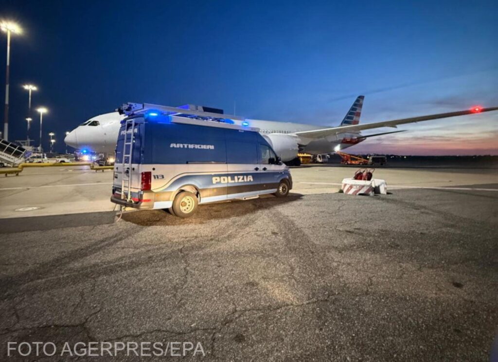 Un avion al American Airlines a aterizat la Roma după o amenințare cu bombă