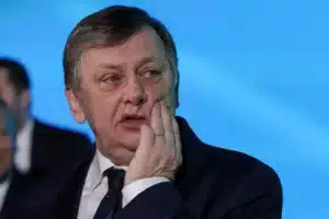 Primarii PSD, nemulțumiți că au fost puși să aducă semnături pentru Antonescu: „Nu ne reprezintă” – 60m.ro