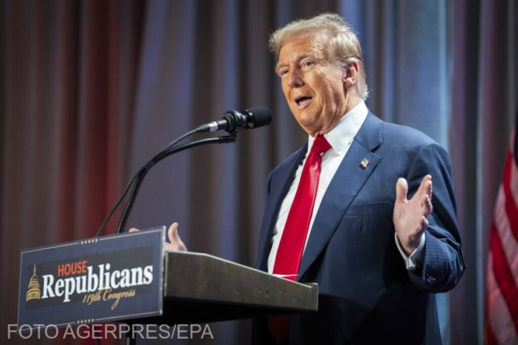 Angajații USAID își iau rămas bun de la locurile de muncă. Trump le-a permis să intre în birouri să-și ia lucrurile