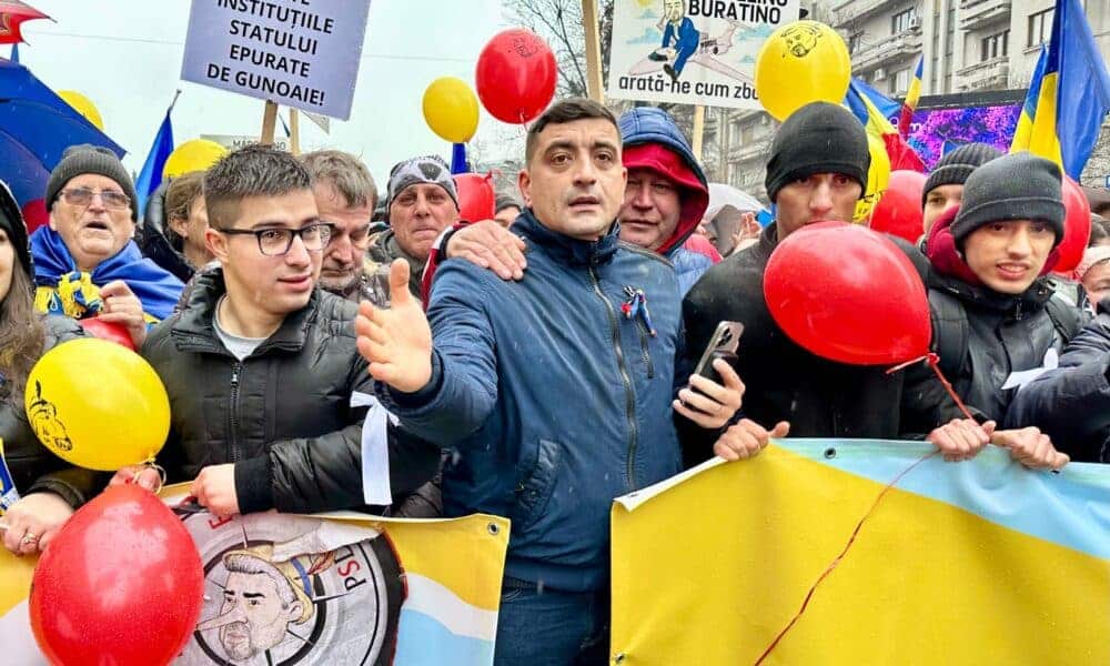 George Simion. ”E cel mai mare miting antiguvernamental, am venit pentru democrație!” – 60m.ro