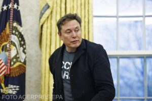 Elon Musk a trimis al doilea e-mail angajaților federali, după amenințările cu concedierea