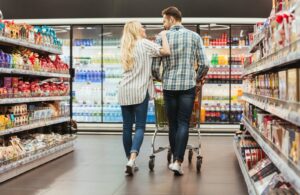 Un supermarket din Marea Britanie a început să perceapă taxă la intrare