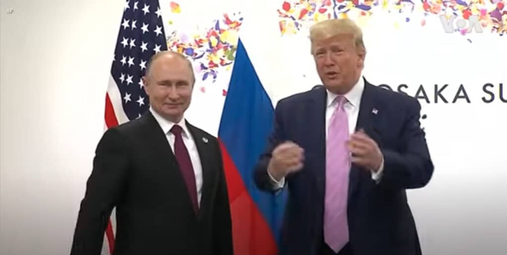 Trump declară că a purtat discuții productive cu Putin: „Există o șansă ca acest război să se încheie în sfârșit”