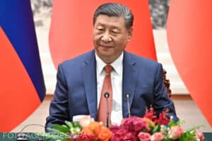 Xi Jinping sfidează Uniunea Europeană și nu participă la summitul care marchează 50 de ani de relaţii diplomatice UE-China