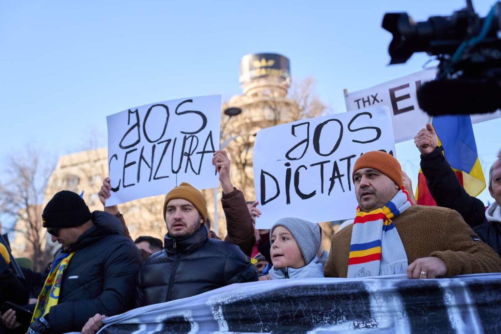 S-a înființat „Poliția rețelelor de socializare” – 60m.ro