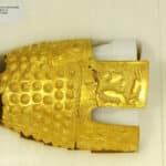 Cum încearcă olandezii să recupereze prejudiciul din furtul coifului de aur de la Coțofenești