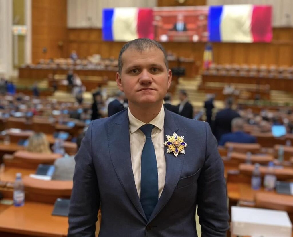 Valeriu Munteanu (AUR): „Fântâna Albă este Katyn-ul românesc. Nu vom uita” – 60m.ro