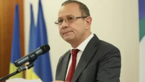 Globaliștii nu mai pot ascunde minciuna și hoțiile decât prin violență, eliminând, după model bolșevic, democrația – 60m.ro