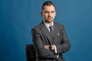 Ștefan Oprea: AUR a venit în CGMB să miște lucrurile. Nicușor Dan și-a petrecut timpul pozând în “salvatorul României”, ignorând cu bună știință obligațiile de zi cu zi față de cetățenii Capitalei – 60m.ro