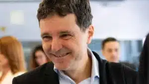 Nicușor Dan, huiduit în campania electorală în Diaspora de românii din Spania – 60m.ro