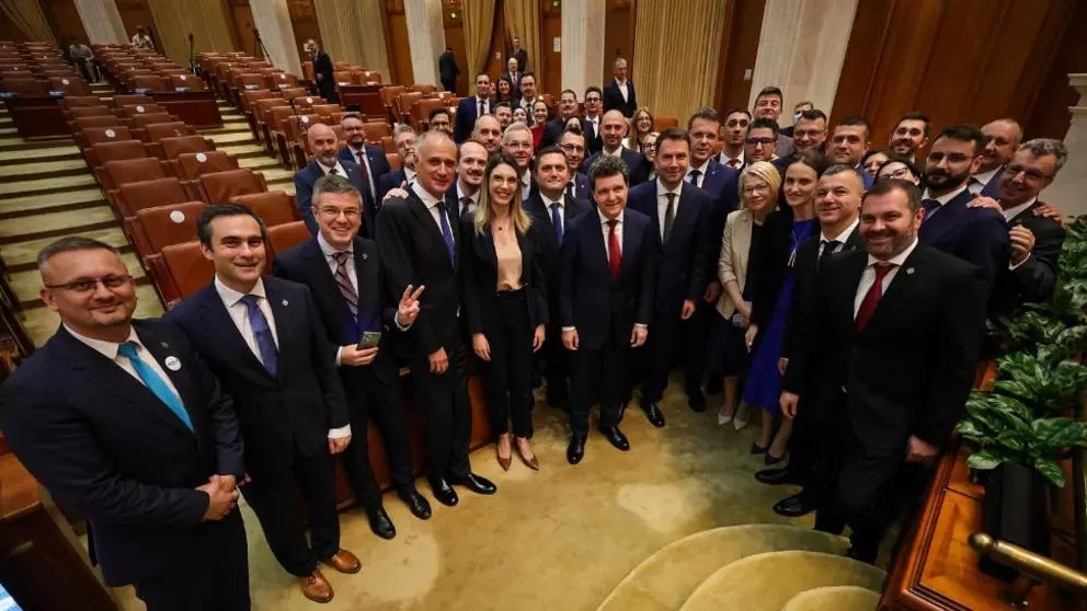 USR vrea din nou la ciolan – 60m.ro