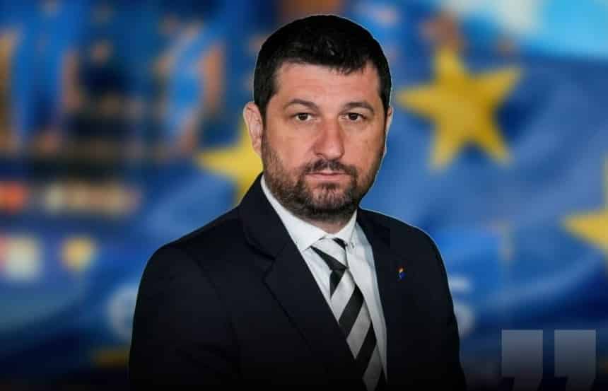 Marius Lulea (AUR): Există o singură China, o singură Coreea, o singură Serbie și o singură Românie. Macron confundă hărțile: Taiwan nu este Ucraina, iar China nu este Rusia – 60m.ro