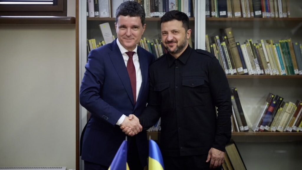 Nicușor îl vizitează pe Zelenski, la Odesa – 60m.ro