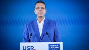 Cine este Ionuț Moșteanu, vicepremierul cu 12 clase și diplome precum Ciolacu? USR e penibil – 60m.ro