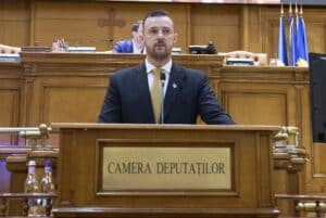 99993bb1-a871-40e0-abe9-eaca309187af