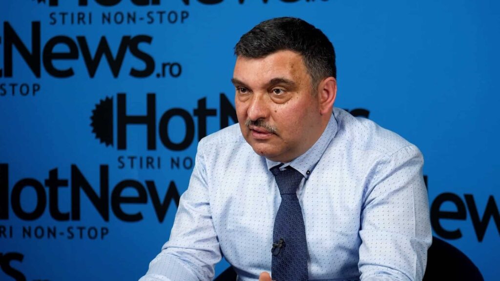 Cătălin Ghinăraru (AUR): „Aproape o treime din forța de muncă cu studii superioare lucrează în sectorul public. E una dintre marile probleme ale economiei românești.” – 60m.ro