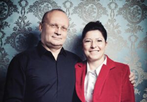 Cine sunt oamenii care au investit milioane de euro în Nicușor Dan – 60m.ro