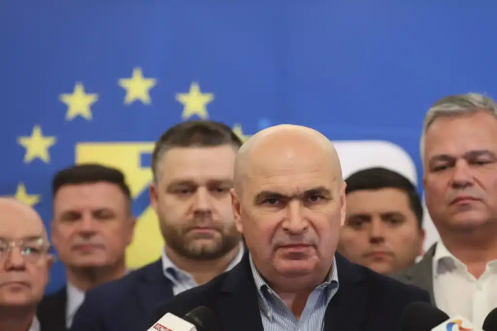 PNL a lovit în antreprenorii români: au crescut taxele și protejează cartelul bancar – 60m.ro