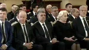 VIDEO: Cei care au jefuit și distrus România îl plâng azi pe Iliescu – datorită lui au averi nemăsurate – 60m.ro