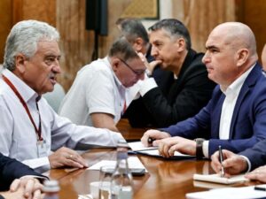 Ilie Bolojan îi umilește pe profesori: Va fi mai multă muncă pentru aceeași bani – 60m.ro