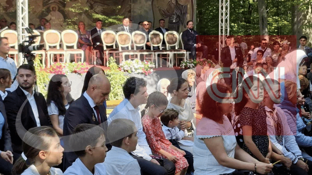 De Ziua Marinei, Nicușor Dan a plecat cu familia la mănăstire – 60m.ro