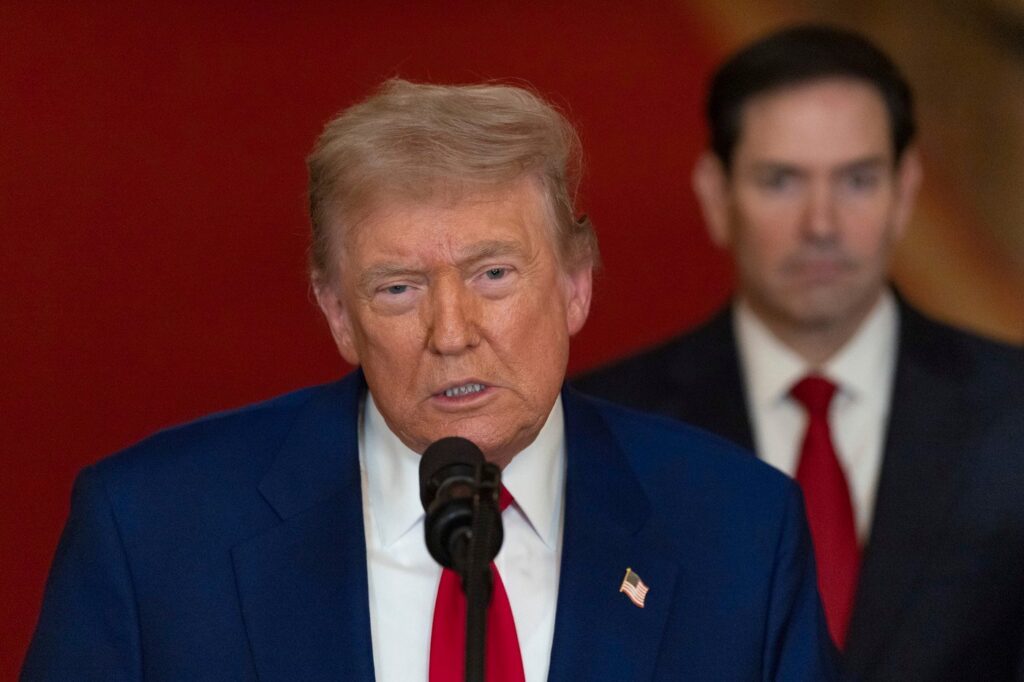 Donald Trump: Mulți americani vor un dictator – 60m.ro