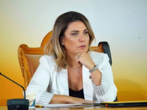 Gianina Șerban: „AUR s-a opus și se opune în continuare planului de a aduce migranți ilegali în România”  – 60m.ro