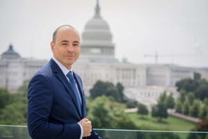 Jaful din MAE: Ambasadorii corupți numiți politic, chirii de milioane pe imobile de lux, în timp ce România deține palate nefolosite – 60m.ro