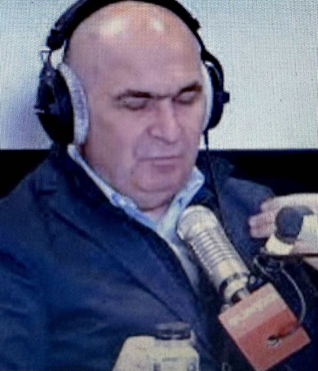 Bolojan mimează reforma administrativă – 60m.ro