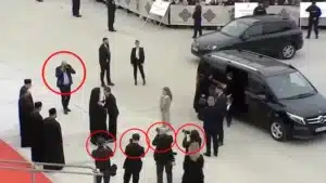 Nicușor Dan are cinci cameramani – o rușine de președinte – 60m.ro