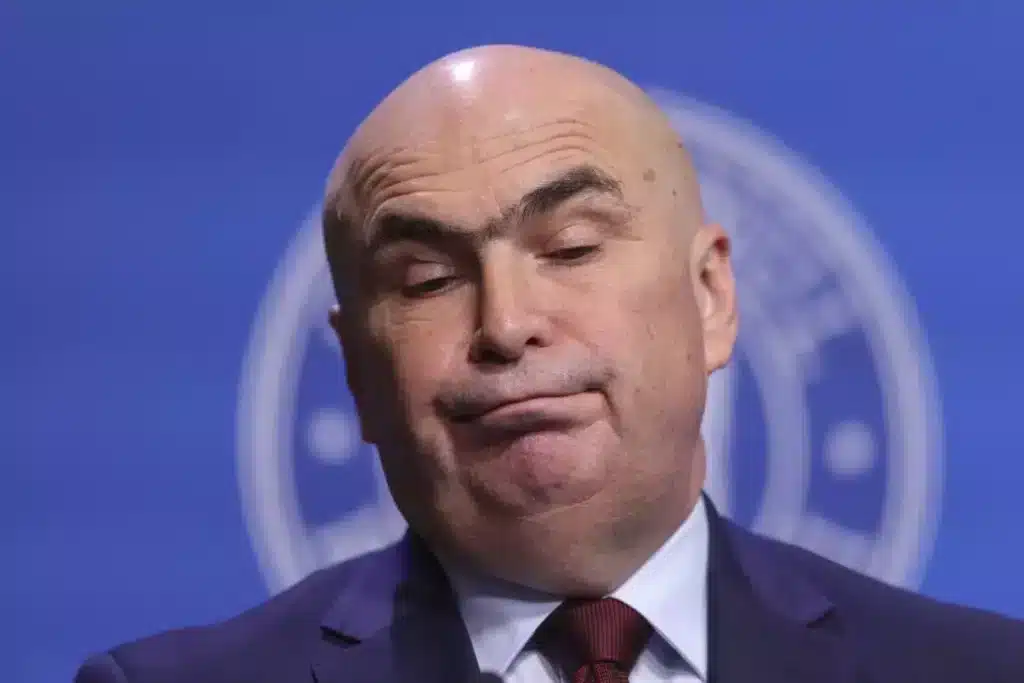 Premierul Bolojan îi omoară pe țărani cu impozitele, din prostie – 60m.ro