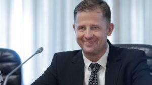 Jumătate din Ilfov fără apă și canalizare, dar vile de sute de mii – 60m.ro