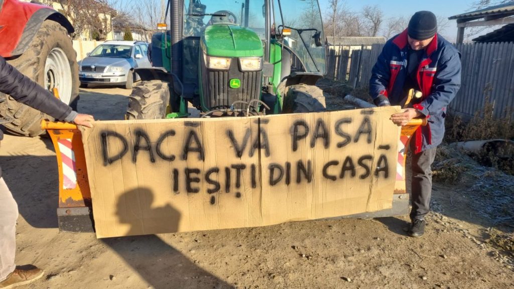 Fermierii ajunși deja în pragul sărăciei ies în stradă din cauza taxelor și impozitelor impuse de Guvernul Bolojan – 60m.ro