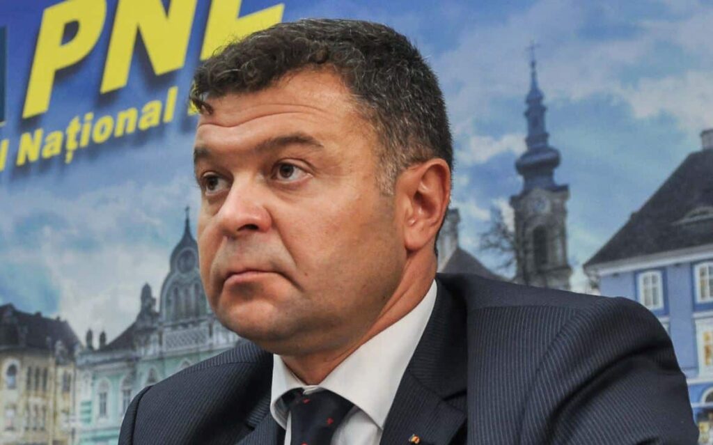 Cine este Marilen Pirtea, plagiatorul iubitor de securiști anunțat pe surse ca ministru al Educației – 60m.ro