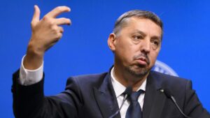 Educația pe făraș. O lună fără ministrul la Învățământ – 60m.ro