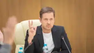 Baronul cu 8 clase anunță când pică Bolojan – 60m.ro