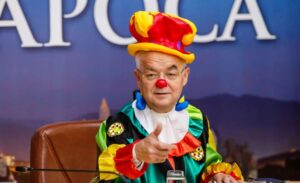 Boc și-a denunțat unilateral centura – 60m.ro