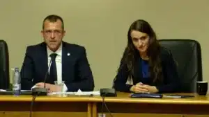 Deputatul UDMR care a susținut-o pe Oana Țoiu a fost șomer până să ajungă în Parlament – 60m.ro