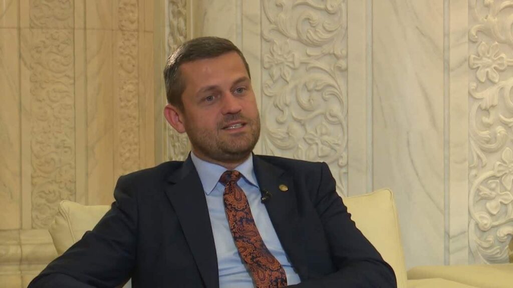 Cine este deputatul de la minorități care a tăiat banii pe la persoanele cu nevoi speciale – 60m.ro