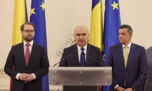 Bolojan dă afară în aprilie 13.000 de oameni – 60m.ro