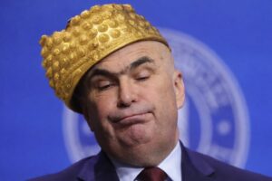 Ilie Bolojan se plânge de casa mică de la stat în care locuiește – 60m.ro