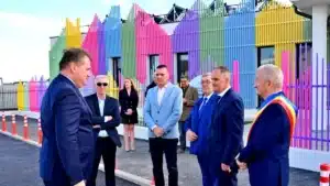 Continuă jaful marca Attila Cseke. O creșă în culorile curcubeului a costat la Bucov, Prahova, cât 70 de apartamente ANL – 60m.ro